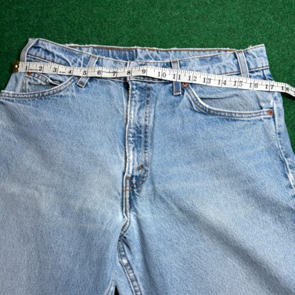 Vintage 90s Levi’s 550 Relaxed Fit Baggy Orange Tab Distressed Jeans - Picture 5 of 11